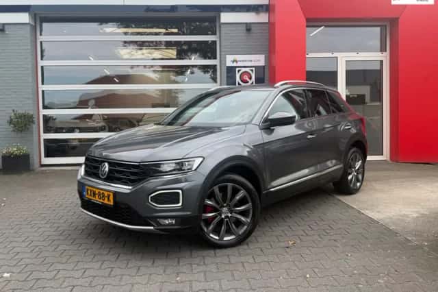 Volkswagen T-Roc (2019) thumbnail 1