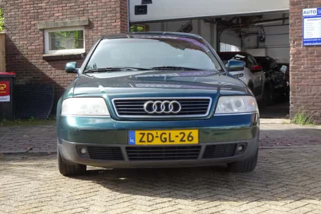 Audi A6 (1999) thumbnail 2