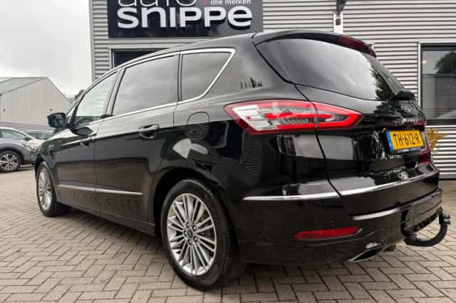 Ford S-Max (2017) thumbnail 3