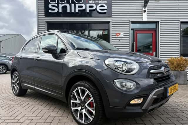 Fiat 500X (2016) thumbnail 2