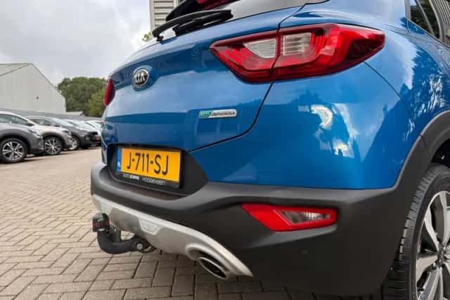 Kia Stonic (2020) thumbnail 5