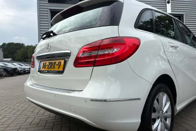 Mercedes-Benz B-Klasse (2013) thumbnail 5