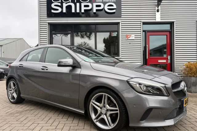 Mercedes-Benz A-Klasse (2016) thumbnail 2