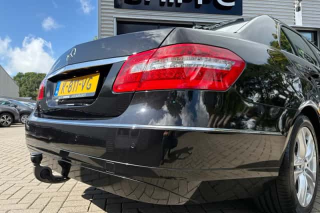 Mercedes-Benz E-Klasse (2011) thumbnail 5