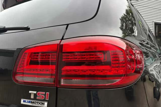 Volkswagen Tiguan (2015) thumbnail 6