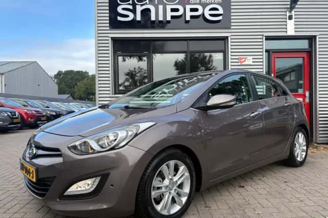 Hyundai i30 (2012) thumbnail 1