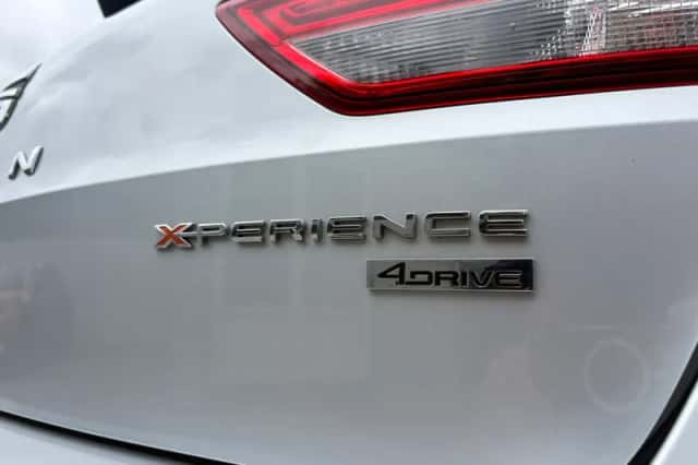 SEAT Leon (2015) thumbnail 6