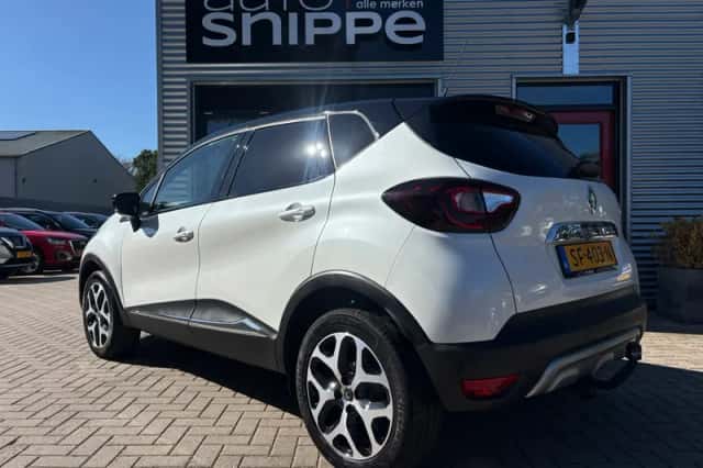 Renault Captur (2018) thumbnail 3