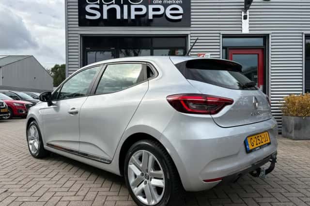 Renault Clio (2019) thumbnail 3
