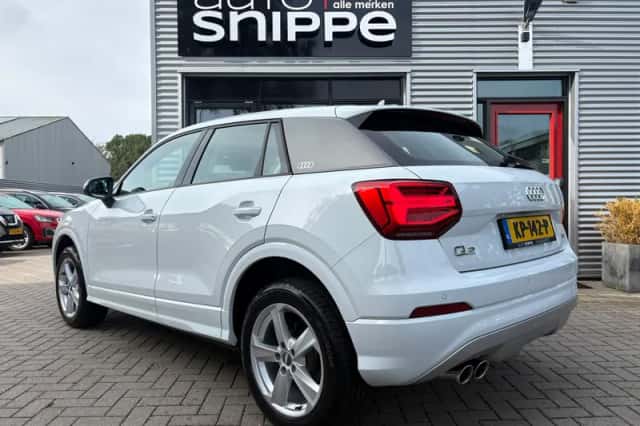 Audi Q2 (2016) thumbnail 3