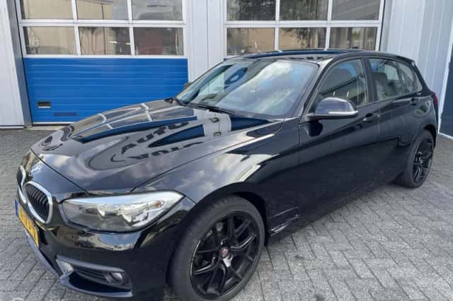 BMW 1-Serie (2015) thumbnail 1