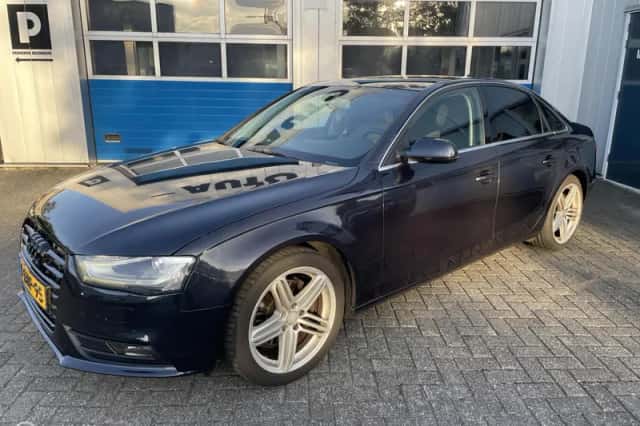 Audi A4 (2013) thumbnail 1