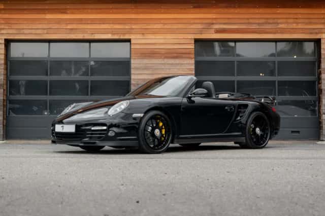 Porsche 911 (2010) thumbnail 1