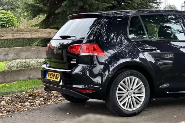 Volkswagen Golf (2014) thumbnail 4