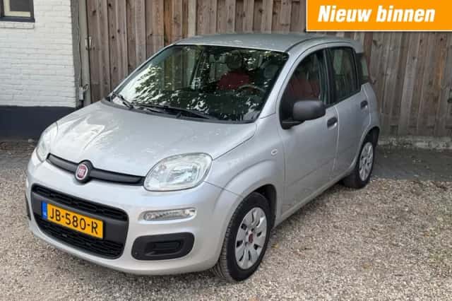 Fiat Panda (2016) thumbnail 1