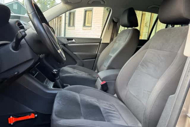Volkswagen Tiguan (2012) thumbnail 4