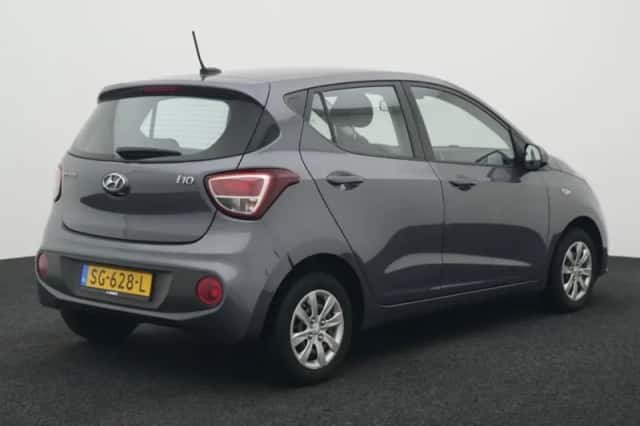 Hyundai i10 (2018) thumbnail 2