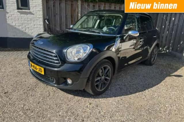 MINI Countryman (2013) thumbnail 1