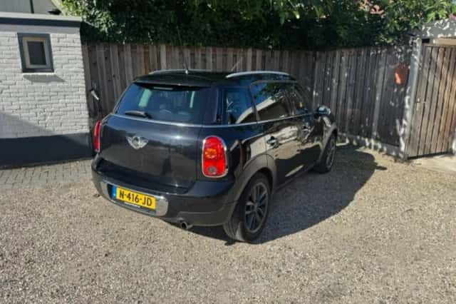 MINI Countryman (2013) thumbnail 5
