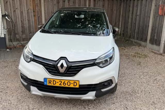 Renault Captur (2017) thumbnail 5