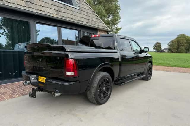 Dodge RAM (2015) thumbnail 3