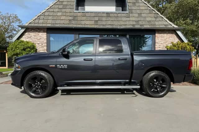 Dodge RAM (2015) thumbnail 5
