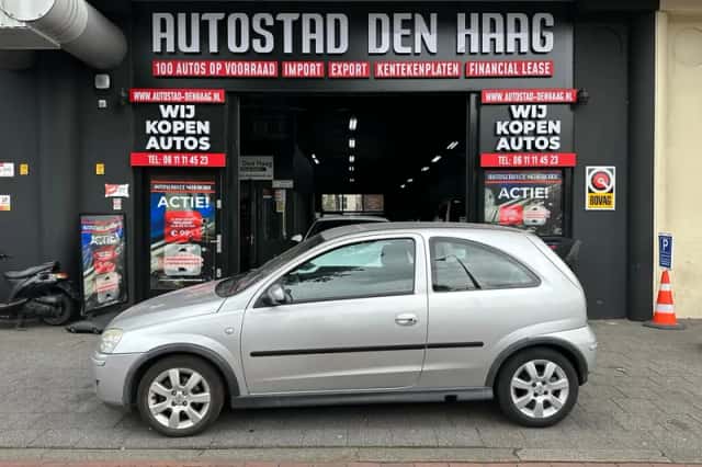 Opel Corsa (2005) thumbnail 6