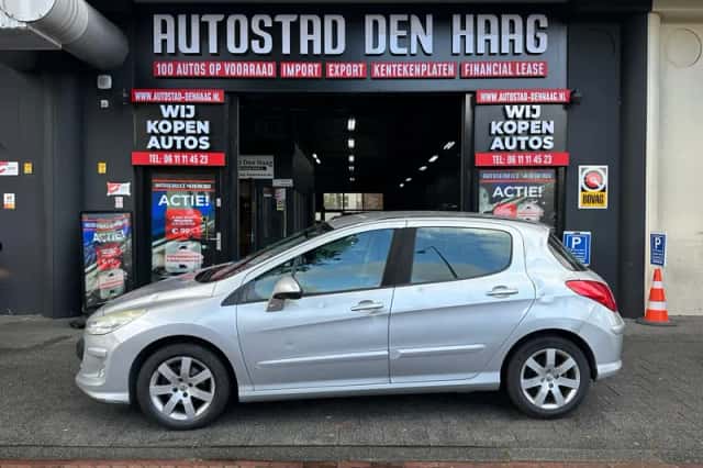 Peugeot 308 (2009) thumbnail 5