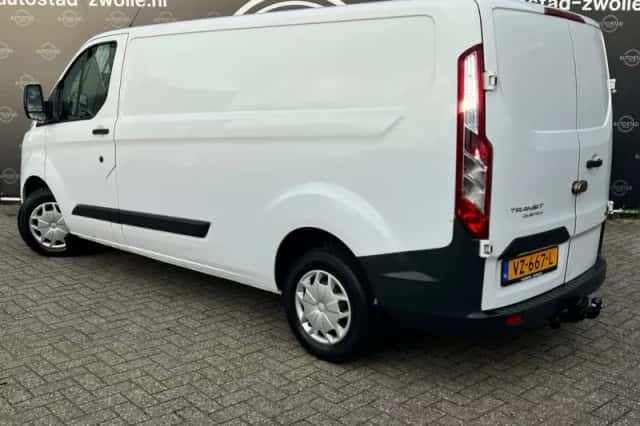 Ford Transit (2016) thumbnail 3