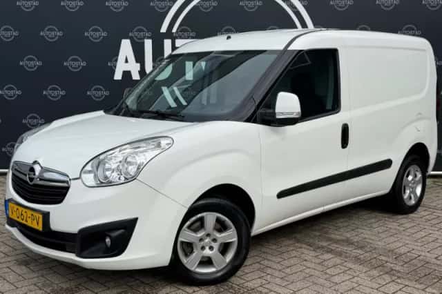 Opel Combo (2018) thumbnail 1