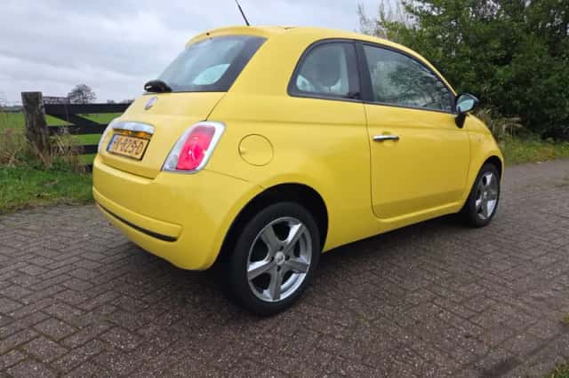 Fiat 500 (2011) thumbnail 3