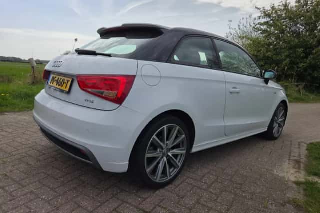 Audi A1 (2014) thumbnail 4
