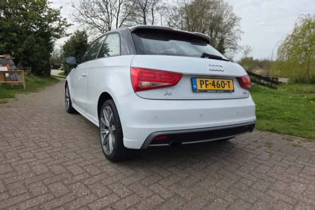 Audi A1 (2014) thumbnail 6