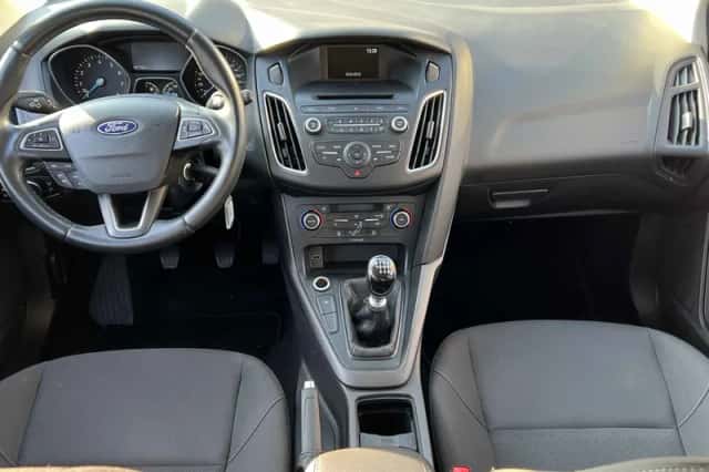 Ford Focus (2018) thumbnail 4