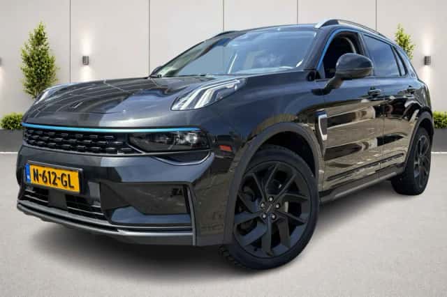 Lynk & Co 01 (2021) thumbnail 1