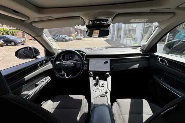 Lynk & Co 01 (2021) thumbnail 4