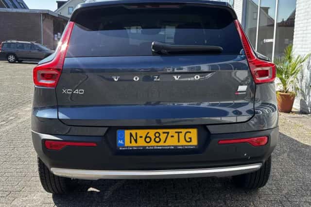 Volvo XC40 (2022) thumbnail 6