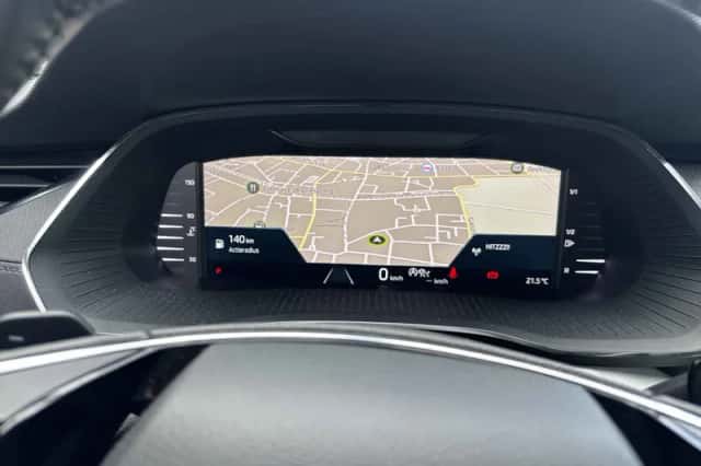 Škoda Octavia (2020) thumbnail 3