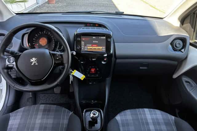 Peugeot 108 (2019) thumbnail 2