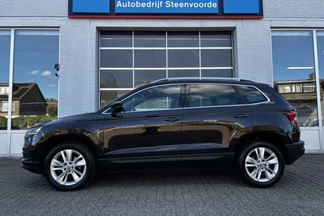 Škoda Karoq (2021) thumbnail 3