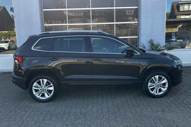 Škoda Karoq (2021) thumbnail 5