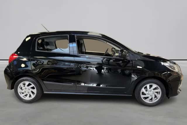 Mitsubishi Space Star (2020) thumbnail 6