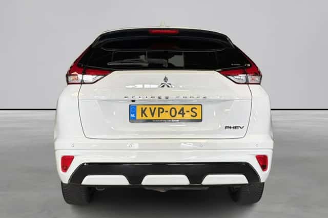 Mitsubishi Eclipse Cross (2024) thumbnail 4