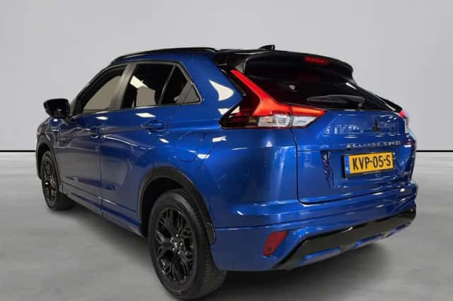 Mitsubishi Eclipse Cross (2022) thumbnail 3