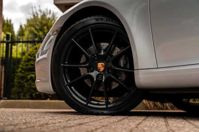 Porsche 911 (2014) thumbnail 3