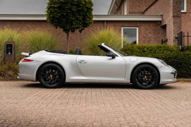 Porsche 911 (2014) thumbnail 5