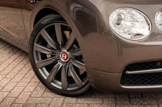 Bentley Flying Spur (2014) thumbnail 3