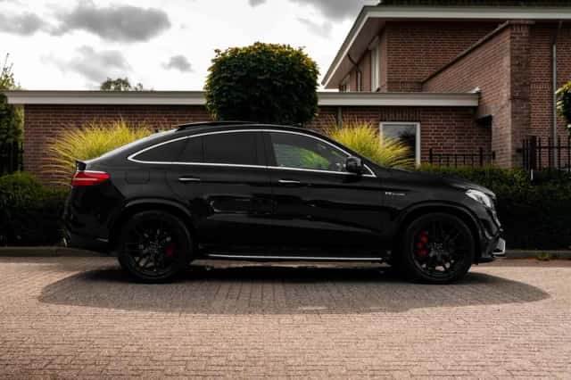 Mercedes-Benz GLE-Klasse (2016) thumbnail 4