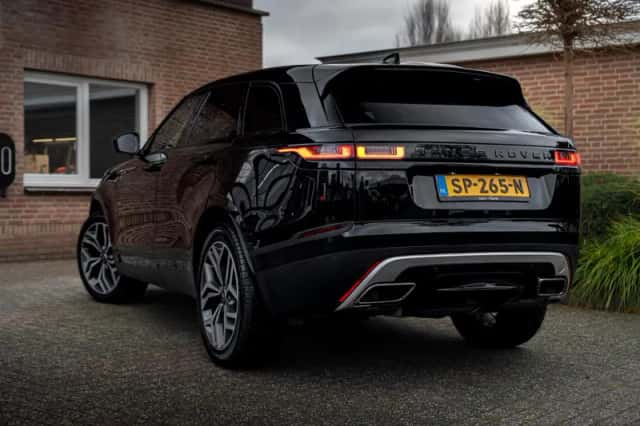Land Rover Range Rover Velar (2018) thumbnail 2