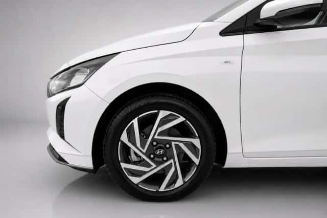 Hyundai i20 (2024) thumbnail 6